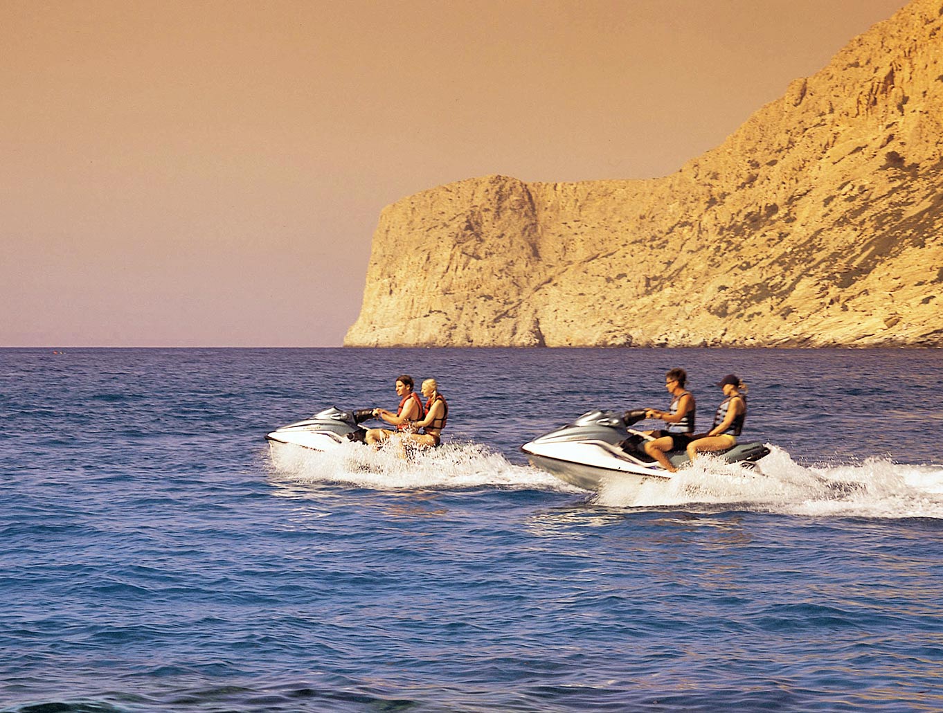 Fodele’s Golden Beach and Water Sports
